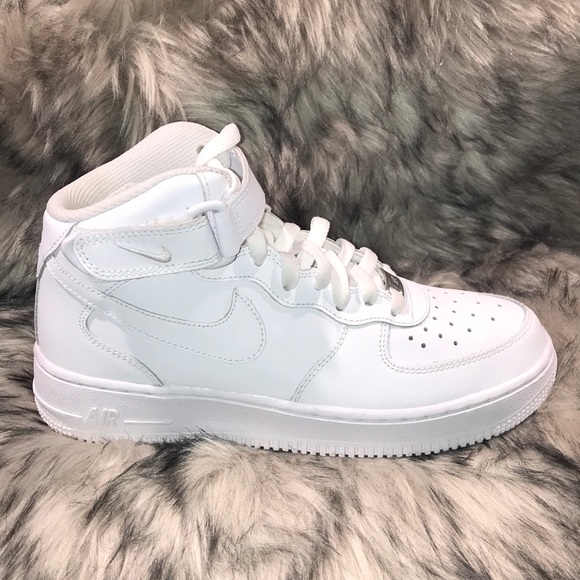 Nike Air Force 1 Mid Youth Sneakers - Picture 2 of 8